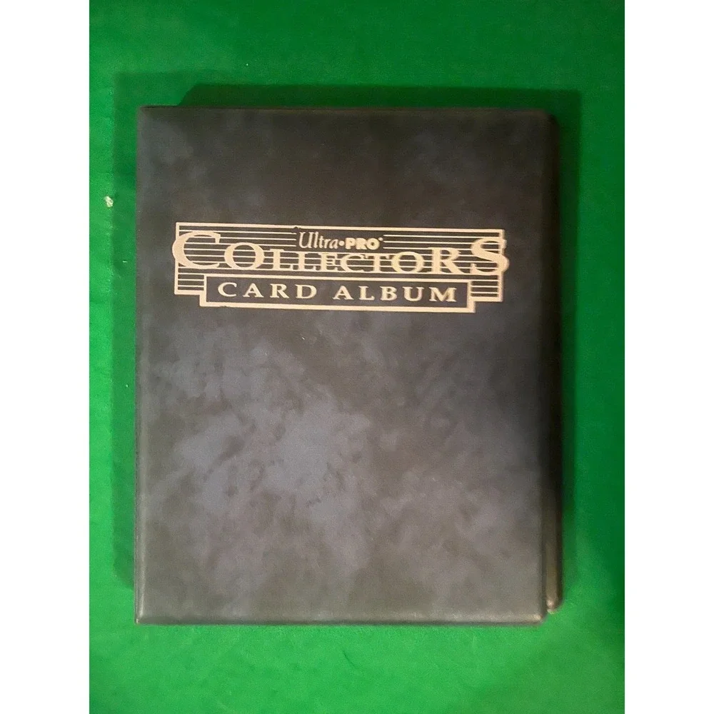 Texas Rangers 1987 Topps Team Set with 40 card collector album.‎